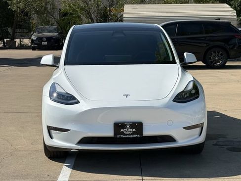 Used 2024 Tesla Model Y Long Range AWD/4WD image 7