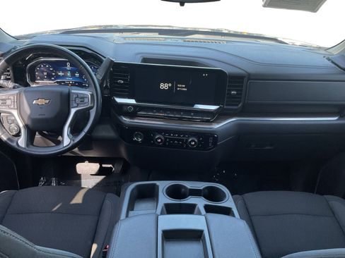 Used 2023 Chevrolet Silverado 1500 LT RWD image 10