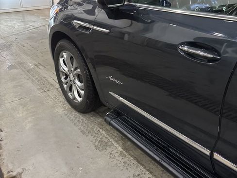 Used 2021 Buick Enclave Avenir w/ Avenir Technology Package image 7