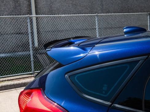 Used 2016 Ford Focus ST FWD image 33