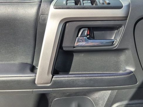 Used 2024 Toyota 4Runner SR5 image 6