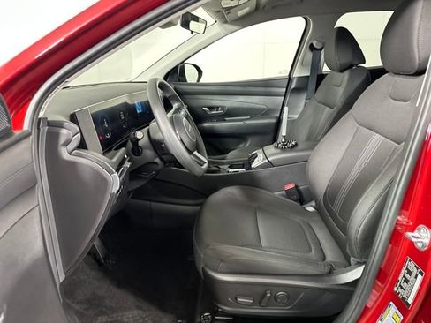 Certified 2025 Hyundai Tucson SEL image 30