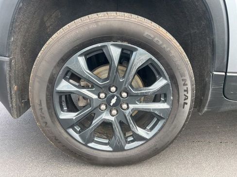 Used 2021 Chevrolet Traverse RS w/ LPO, Floor Liner Package AWD/4WD image 7