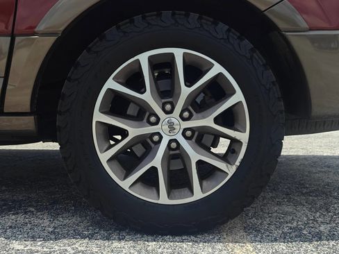 Used 2016 Ford Expedition EL King Ranch AWD/4WD image 21