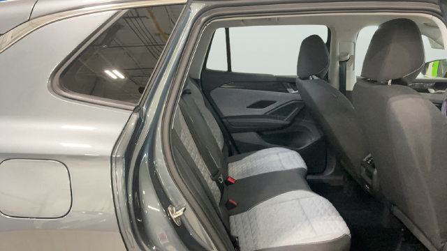 Used 2026 Volkswagen Tiguan S AWD/4WD image 16