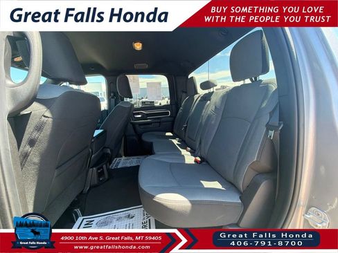 Used 2024 RAM 2500 Big Horn w/ Bed Utility Group AWD/4WD image 19