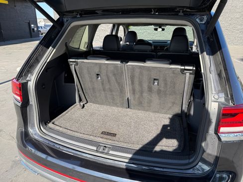 Used 2021 Volkswagen Atlas SE image 22