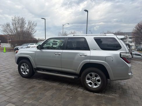 Used 2017 Toyota 4Runner SR5 image 30
