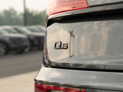 Certified 2024 Audi Q5 2.0T Premium AWD/4WD image 25