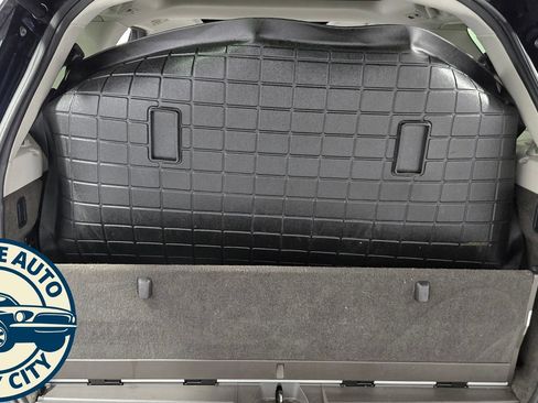 Used 2017 Land Rover Discovery HSE Luxury AWD/4WD image 36