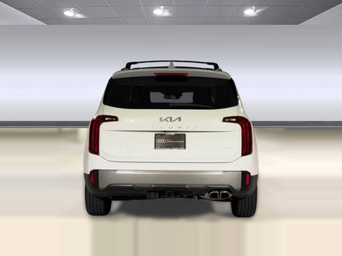 Used 2025 Kia Telluride S AWD/4WD image 10
