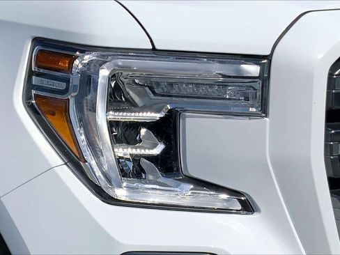 Used 2021 GMC Sierra 1500 AT4 w/ AT4 Premium Package image 25