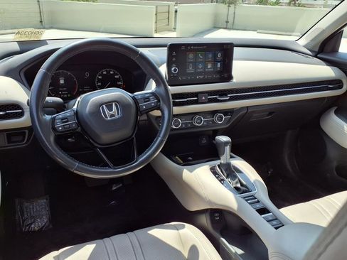 Used 2024 Honda HR-V EX-L image 10