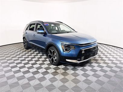 Used 2023 Kia Niro SX Touring