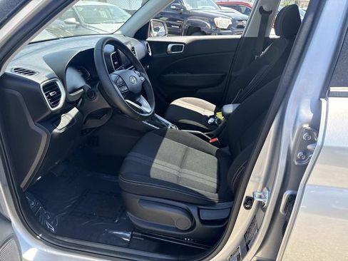 Certified 2026 Hyundai Venue SEL FWD image 16