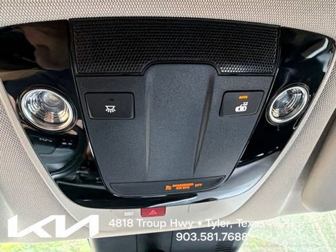 Used 2025 Kia EV6 Wind RWD image 23