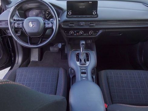 Used 2025 Honda HR-V Sport image 22