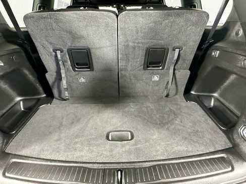 Certified 2024 Jeep Grand Cherokee L Limited w/ Luxury Tech Group II image 39