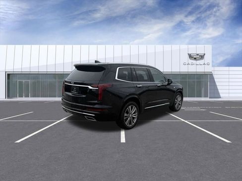 Certified 2024 Cadillac XT6 Premium Luxury AWD/4WD image 3