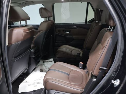 Used 2024 Honda Pilot Elite image 18