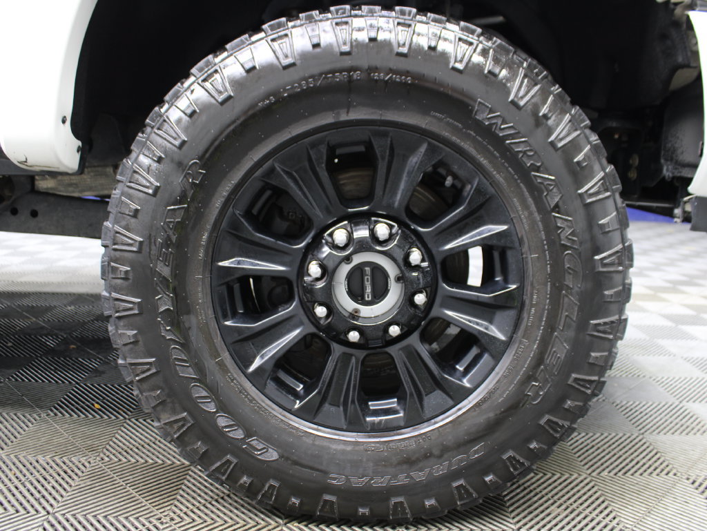 Used 2022 Ford F250 Platinum w/ Tremor Off-Road Package AWD/4WD image 13