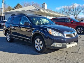 Used 2012 Subaru Outback 3.6R Limited w/ Moonroof Pkg video 3