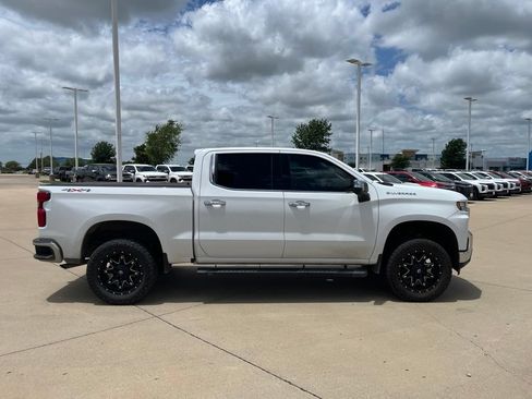 Used 2021 Chevrolet Silverado 1500 LTZ w/ LTZ Convenience Package II AWD/4WD image 6