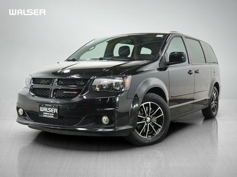 Used 2016 Dodge Grand Caravan R/T FWD image 1