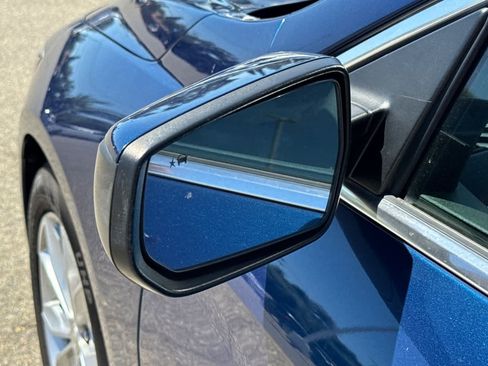 Used 2019 Chevrolet Malibu LT w/ Driver Confidence Package FWD image 11