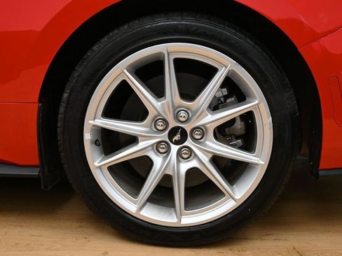 Used 2024 Ford Mustang GT Premium image 12