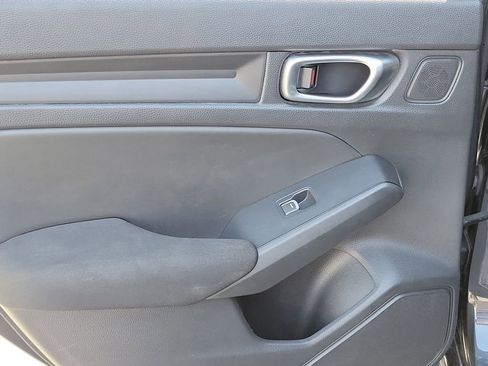 Used 2023 Honda Civic Sport image 14
