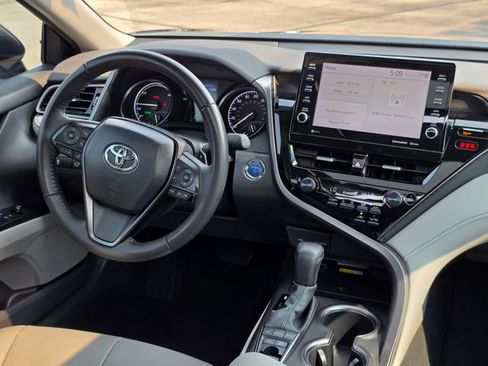 Used 2024 Toyota Camry SE w/ Audio Upgrade Package FWD image 38