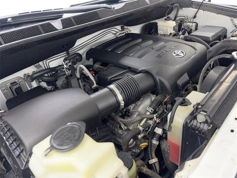 Used 2015 Toyota Sequoia Limited image 79