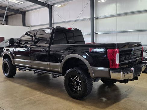 Used 2020 Ford F250 Lariat w/ Lariat Value Package AWD/4WD image 6