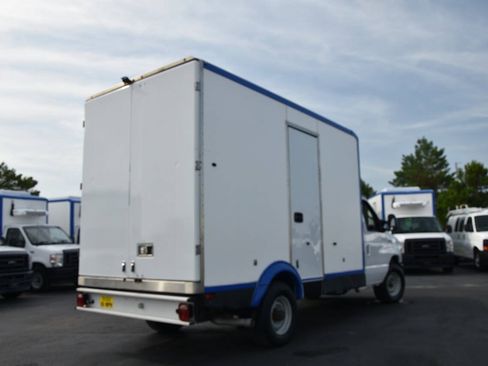 Used 2023 Ford E-350 and Econoline 350 Super Duty w/ Power Windows & Locks Group RWD image 7