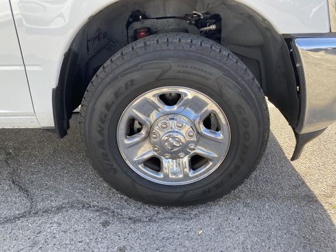 Used 2022 RAM 2500 Tradesman image 18