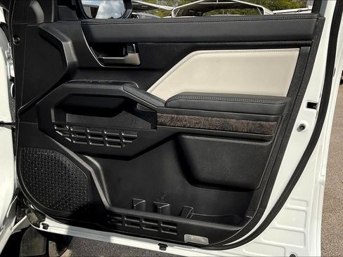 Used 2025 Toyota Tacoma Limited image 22