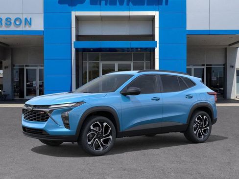 New 2026 Chevrolet Trax RS image 2