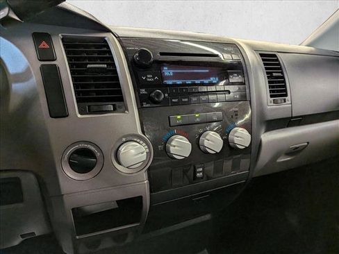 Used 2013 Toyota Tundra 4x4 Double Cab w/ Tow Pkg image 13