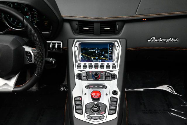 Used 2016 Lamborghini Aventador LP 700-4 AWD/4WD image 8