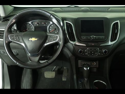 Used 2020 Chevrolet Equinox LT w/ Sport Edition image 15