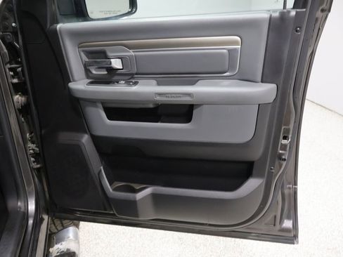 Used 2016 RAM 1500 Big Horn image 25