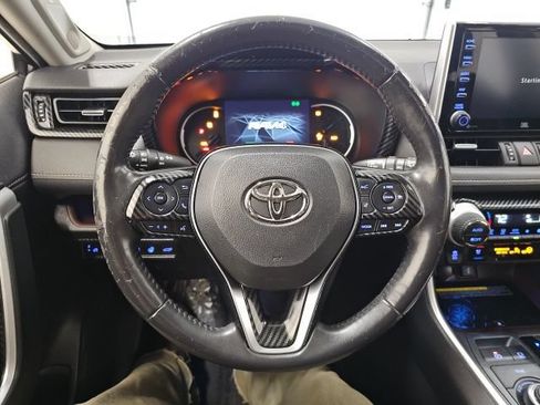 Used 2020 Toyota RAV4 Limited AWD/4WD image 18
