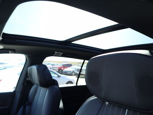 New 2026 Cadillac Vistiq Sport image 25