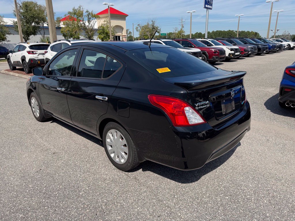 Used 2015 Nissan Versa SV w/ SV Tech Package FWD image 7