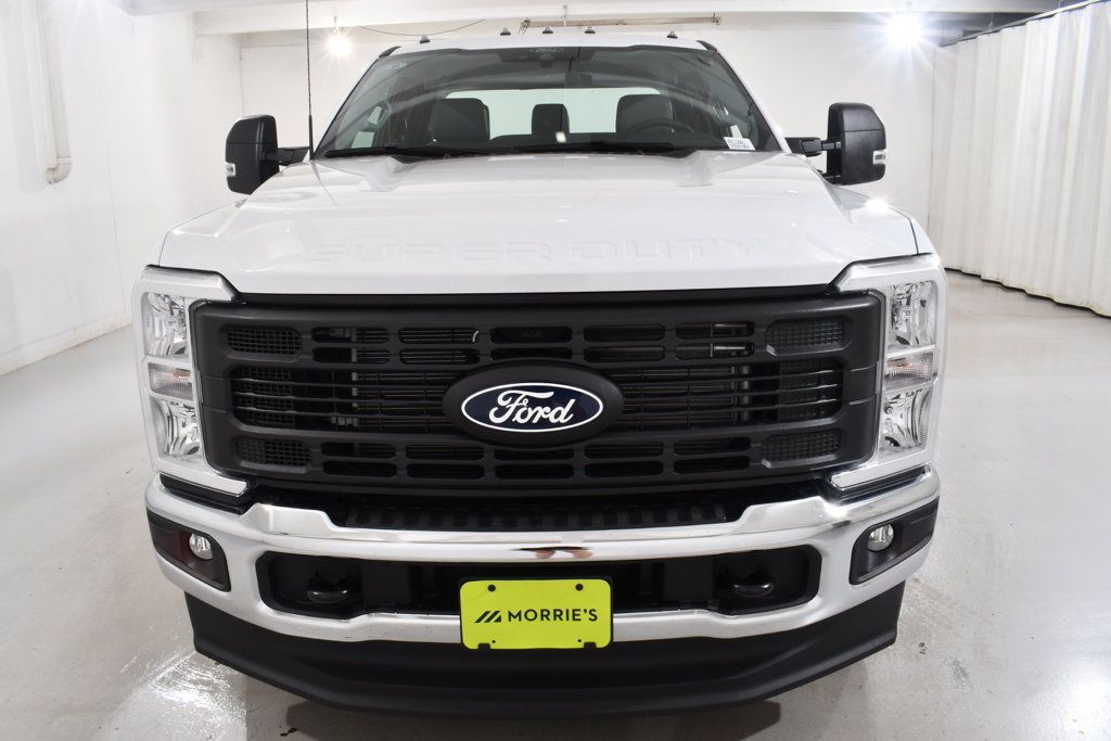 New 2027 Ford F350 XL w/ XL Driver Assist Package AWD/4WD image 3