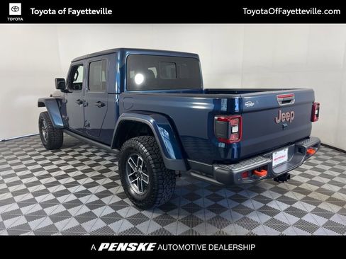 Used 2025 Jeep Gladiator Mojave image 15