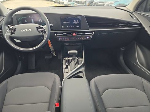 New 2026 Kia Niro LX FWD image 12