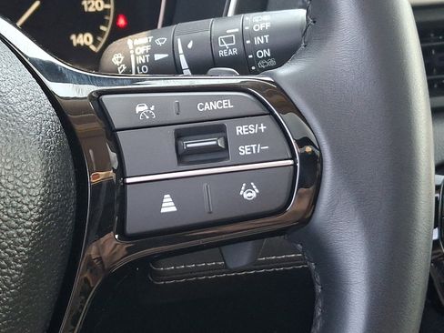 Used 2023 Honda Pilot Touring image 24
