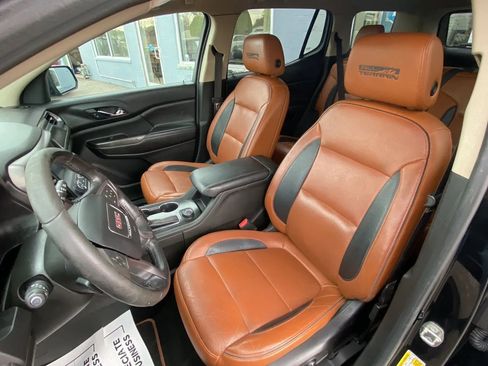 Used 2017 GMC Acadia SLT AWD/4WD image 11